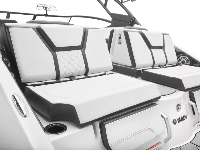 Boat Thumbnail 3