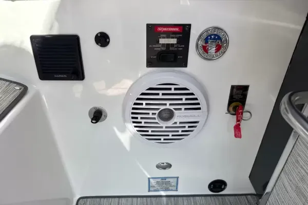 2021 Cobalt A36 detail image 19