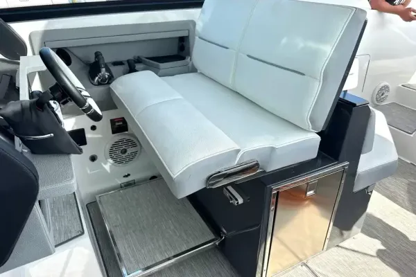2021 Cobalt A36 detail image 21