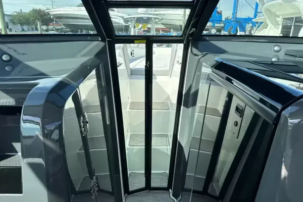 2021 Cobalt A36 detail image 26