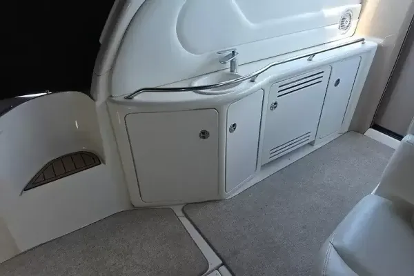 2001 Sea Ray 380 SUNDANCER detail image 19
