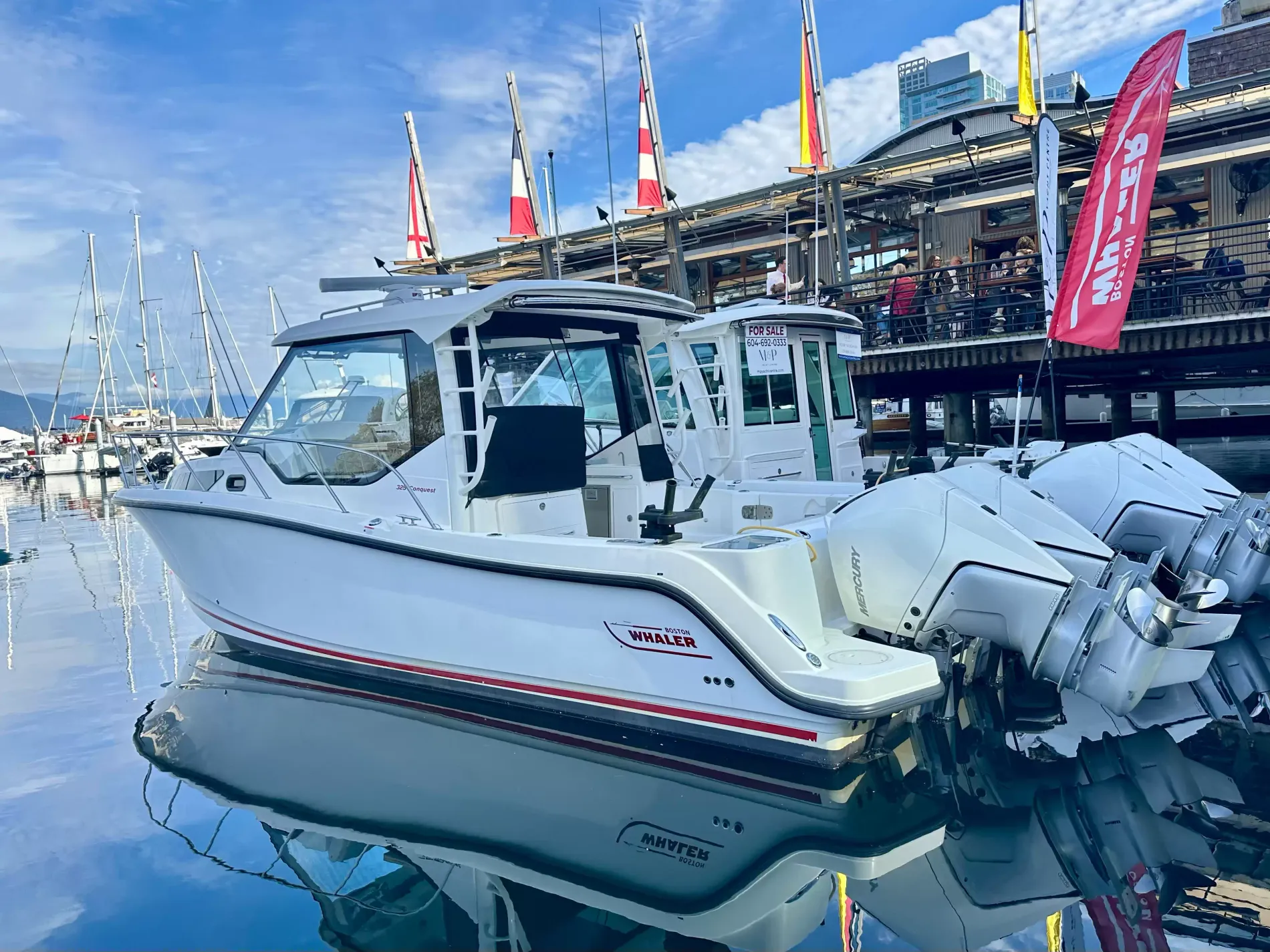 Pre-Owned 2020 Boston whaler 325 Conquest for Sale | Vancouver, BC | M&P Yacht Centre | 6ac6861e7c52e6089b0ec7f1