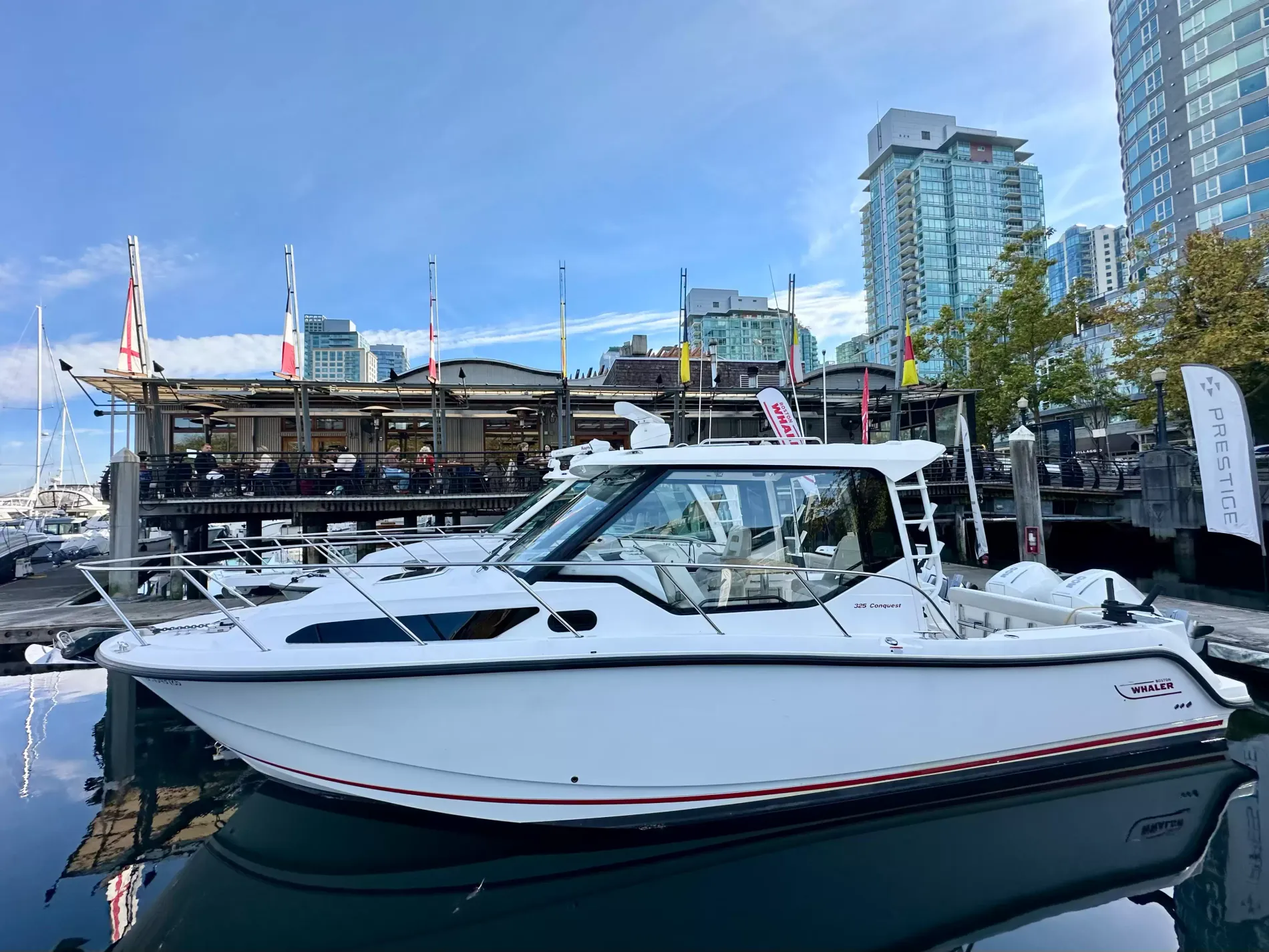 Pre-Owned 2020 Boston whaler 325 Conquest for Sale | Vancouver, BC | M&P Yacht Centre | 6ac6861e7c52e6089b0ec7f1