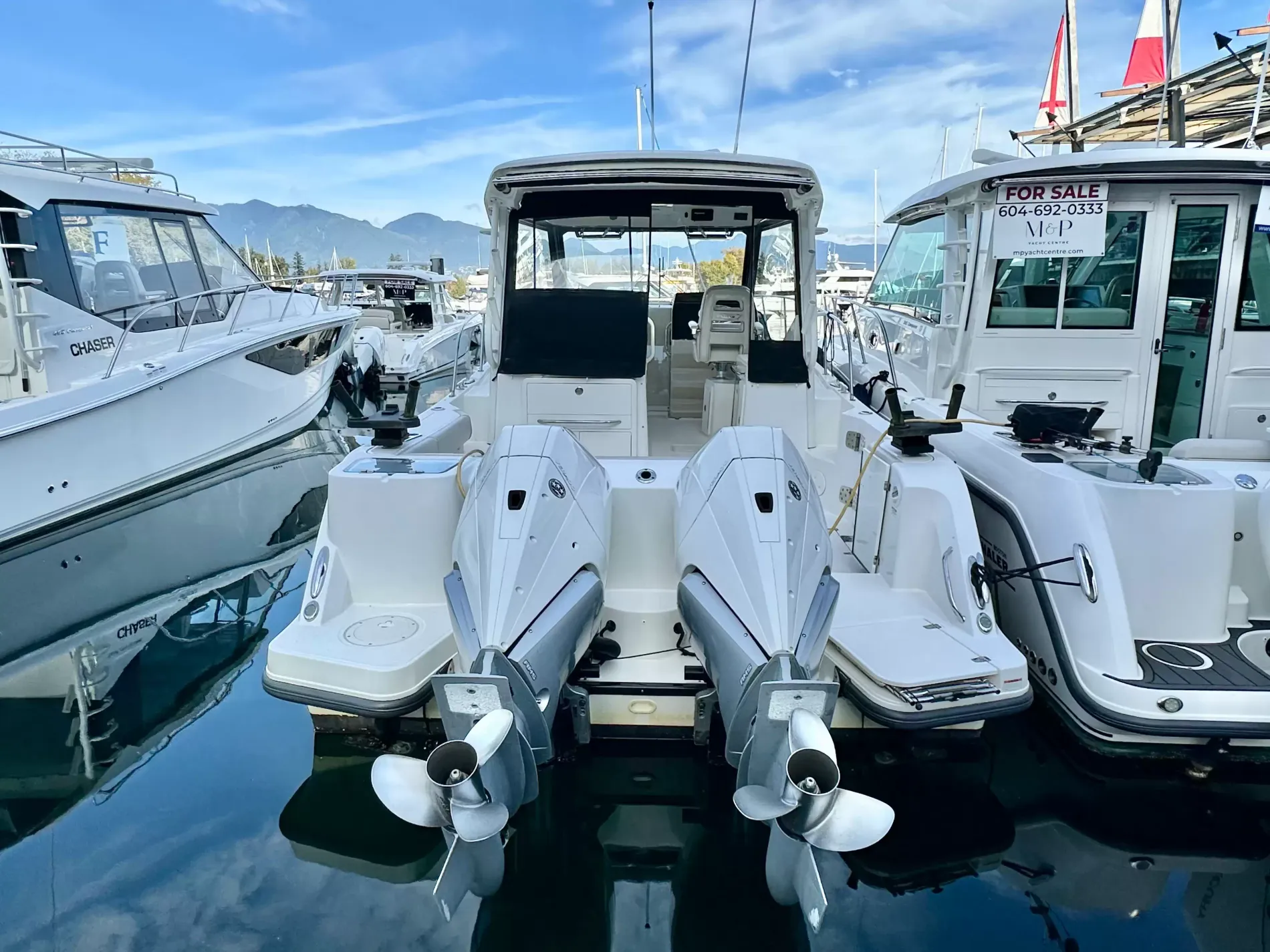 Pre-Owned 2020 Boston whaler 325 Conquest for Sale | Vancouver, BC | M&P Yacht Centre | 6ac6861e7c52e6089b0ec7f1
