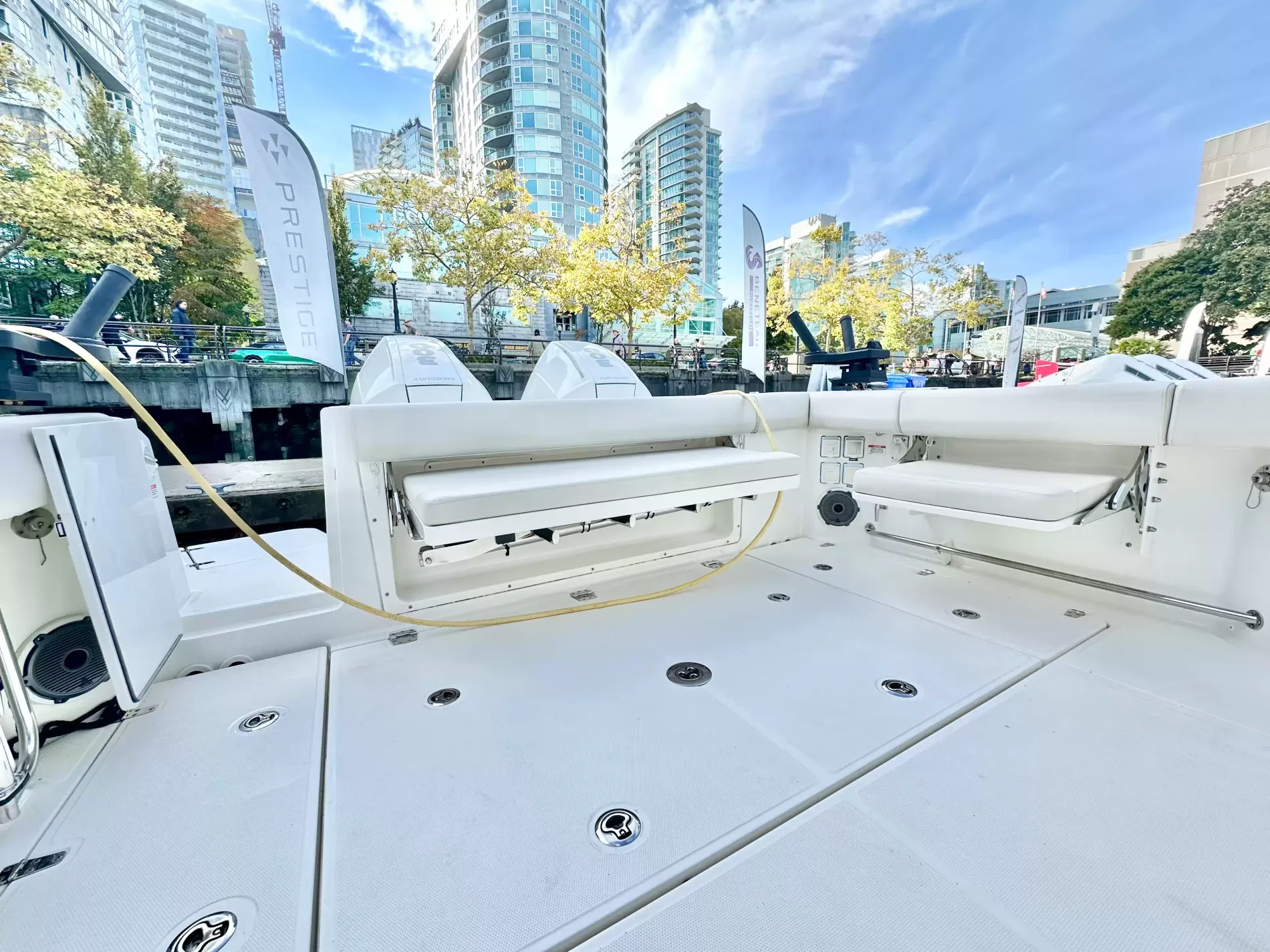 Pre-Owned 2020 Boston whaler 325 Conquest for Sale | Vancouver, BC | M&P Yacht Centre | 6ac6861e7c52e6089b0ec7f1