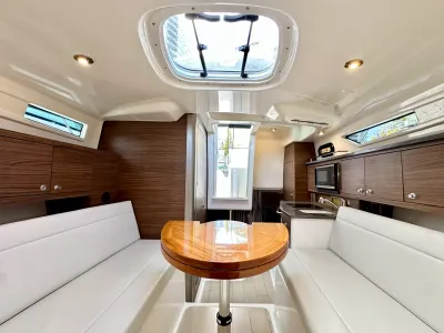 Pre-Owned 2020 Boston whaler 325 Conquest for Sale | Vancouver, BC | M&P Yacht Centre | 6ac6861e7c52e6089b0ec7f1