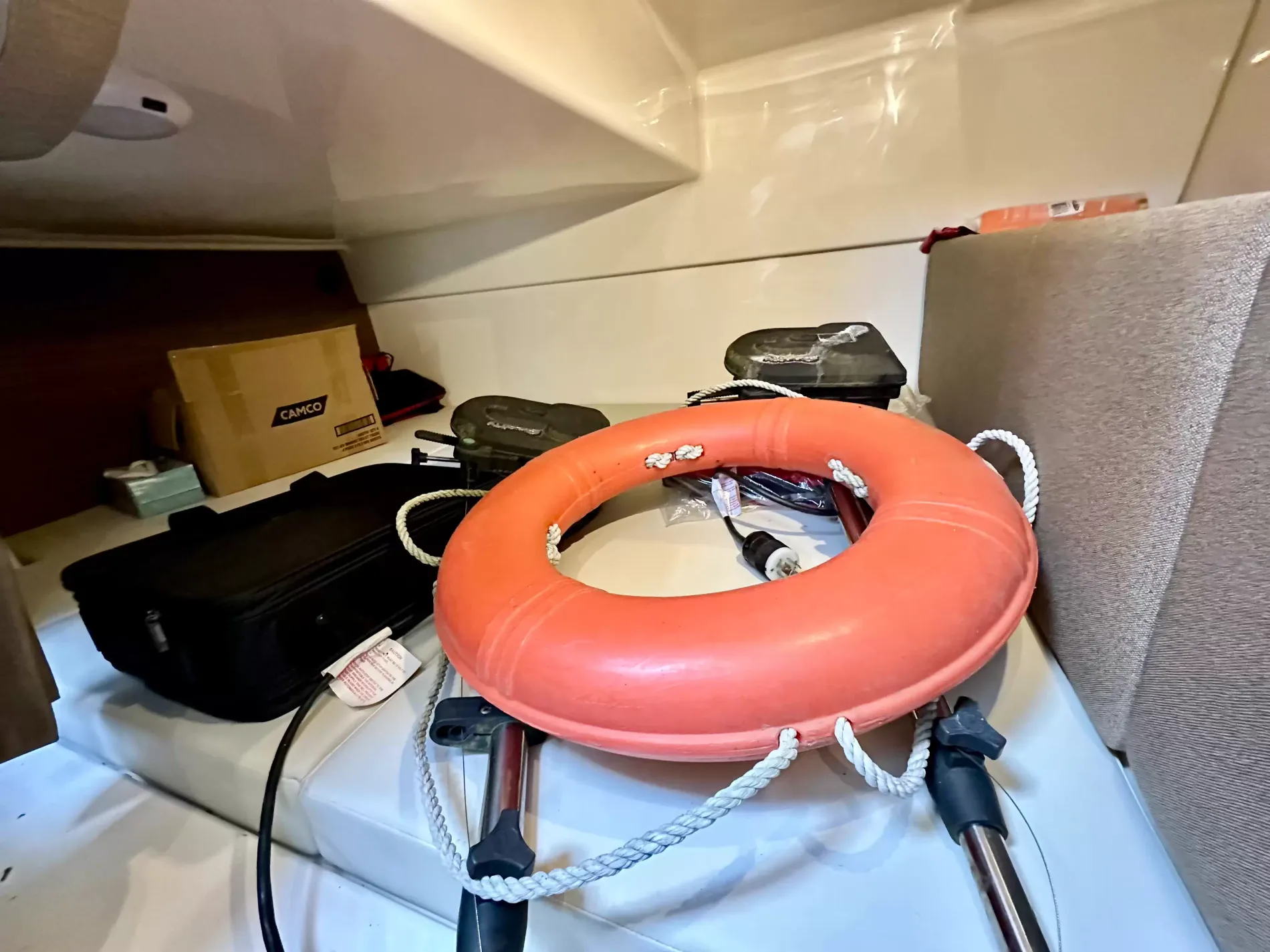 Pre-Owned 2020 Boston whaler 325 Conquest for Sale | Vancouver, BC | M&P Yacht Centre | 6ac6861e7c52e6089b0ec7f1