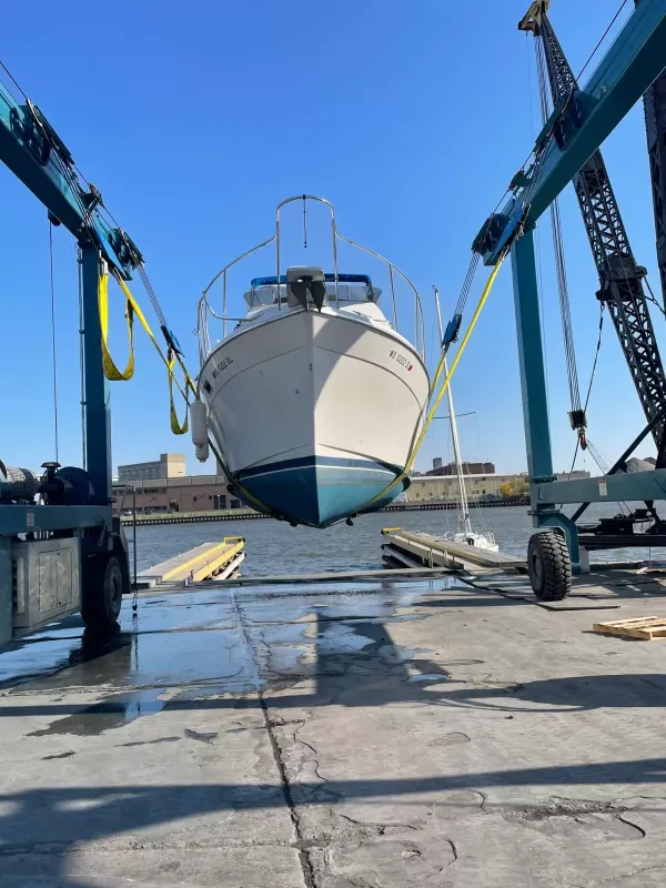 Bayliner 3218 Motor Yacht 1988-4