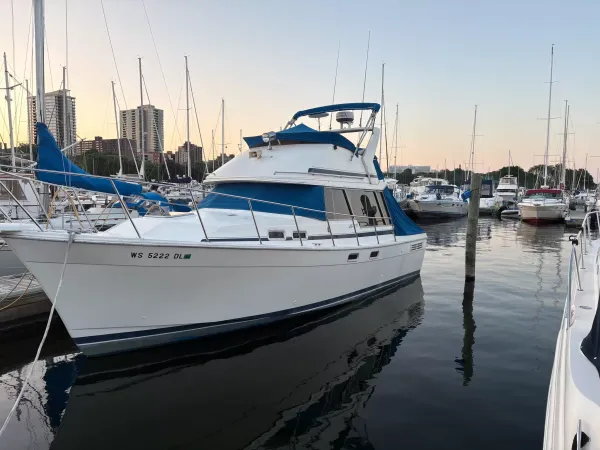 Bayliner 3218 Motor Yacht 1988-1