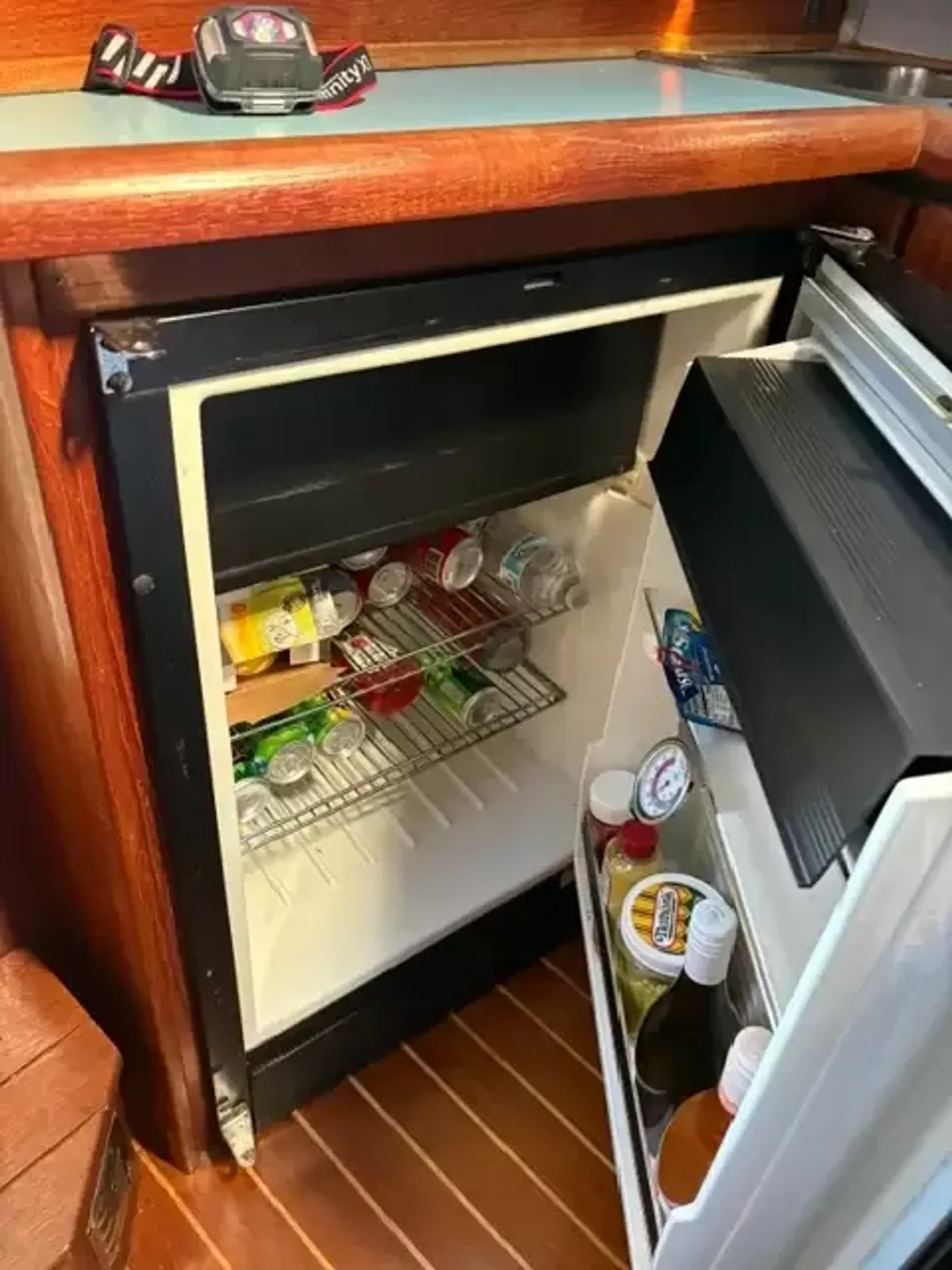 dummy-boat-img