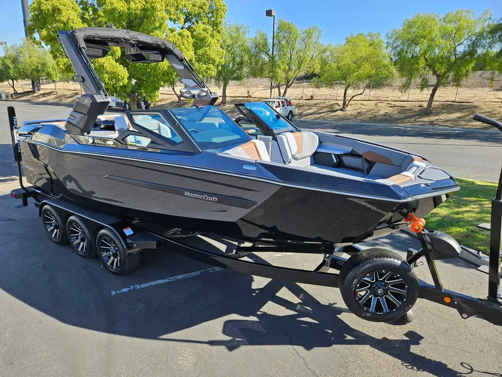 Boat Image Slide 3