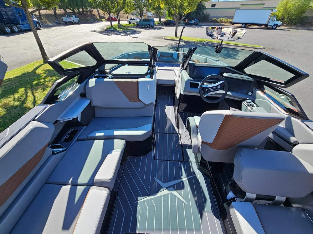 2027 Mastercraft X24