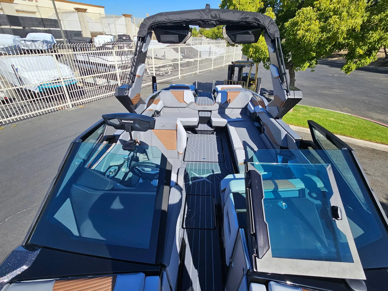 Boat Gallery Image 9