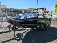 2027 Mastercraft XT23