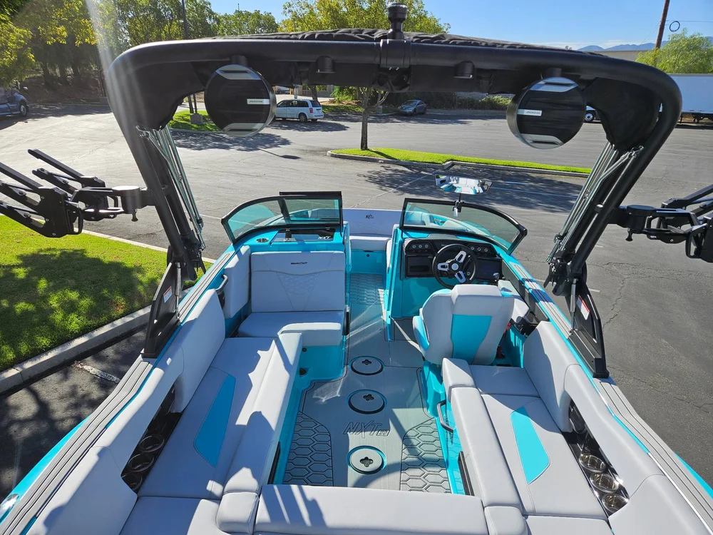 2027 Mastercraft NXT22