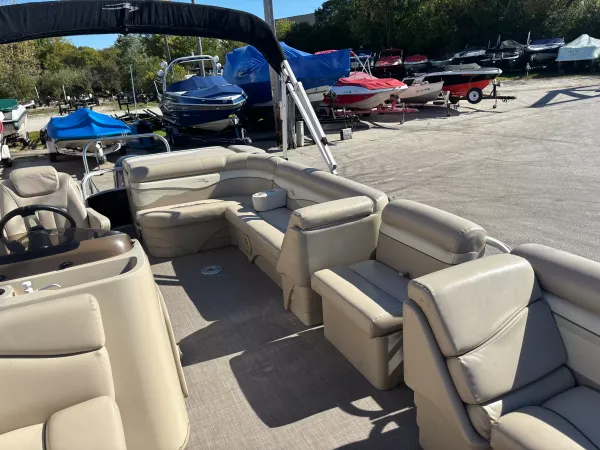 Bennington 24SLX3 3.0 2015-7