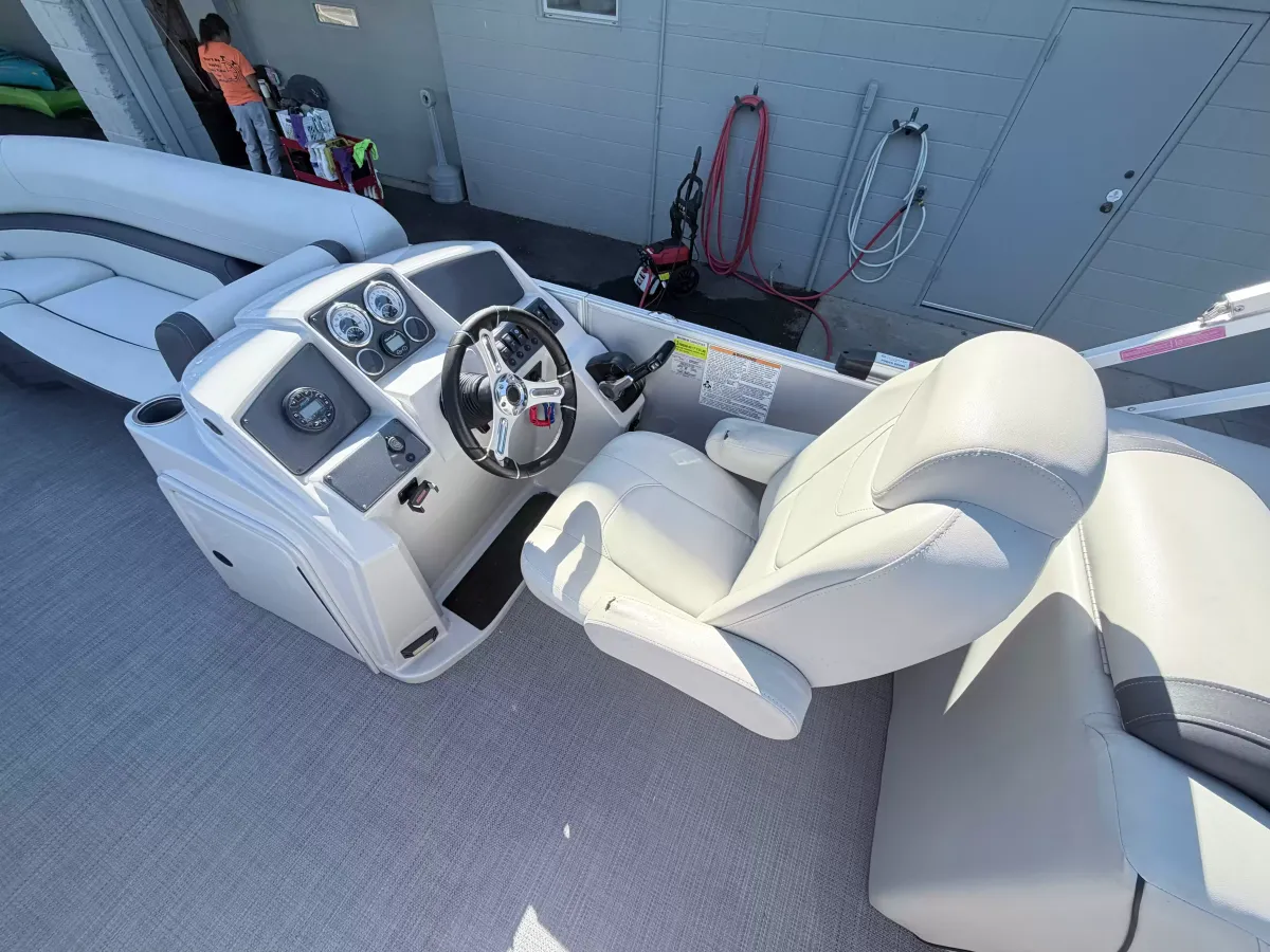 dummy-boat-img