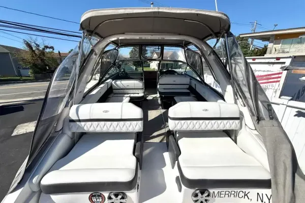 2018 Regal 29 OBX detail image 6