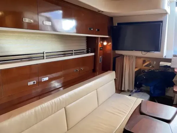 2011 Sea Ray SUNDANCER 350 detail image 25