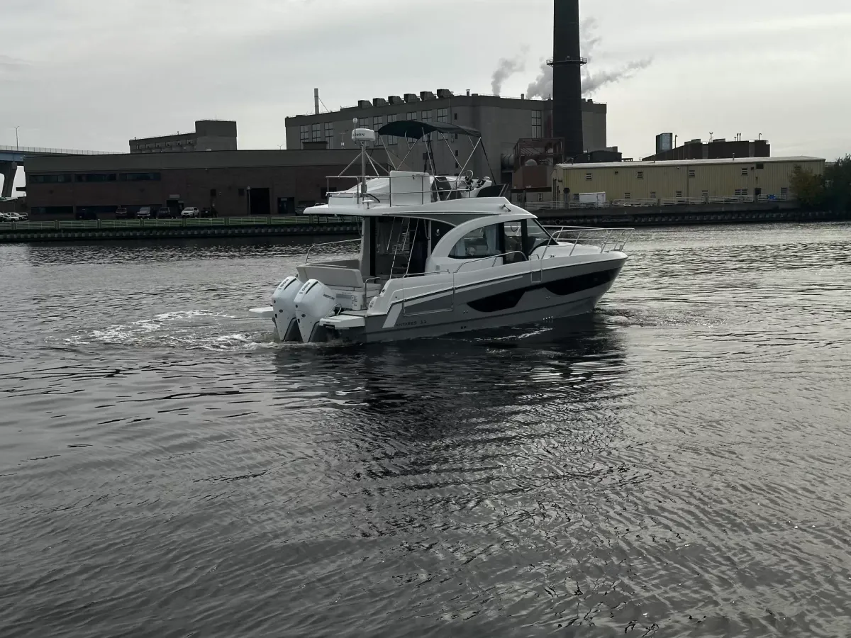 dummy-boat-img