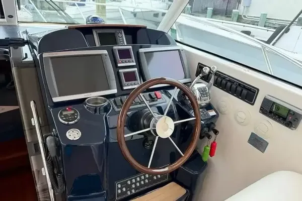 2013 Tiara Yachts 3600 OPEN detail image 22