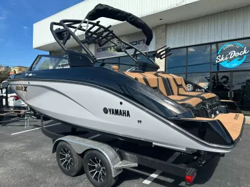 2027 Yamaha 222XE-8
