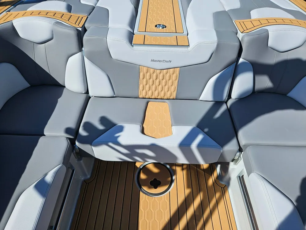 Boat Image Slide 5