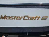2027 Mastercraft XT24