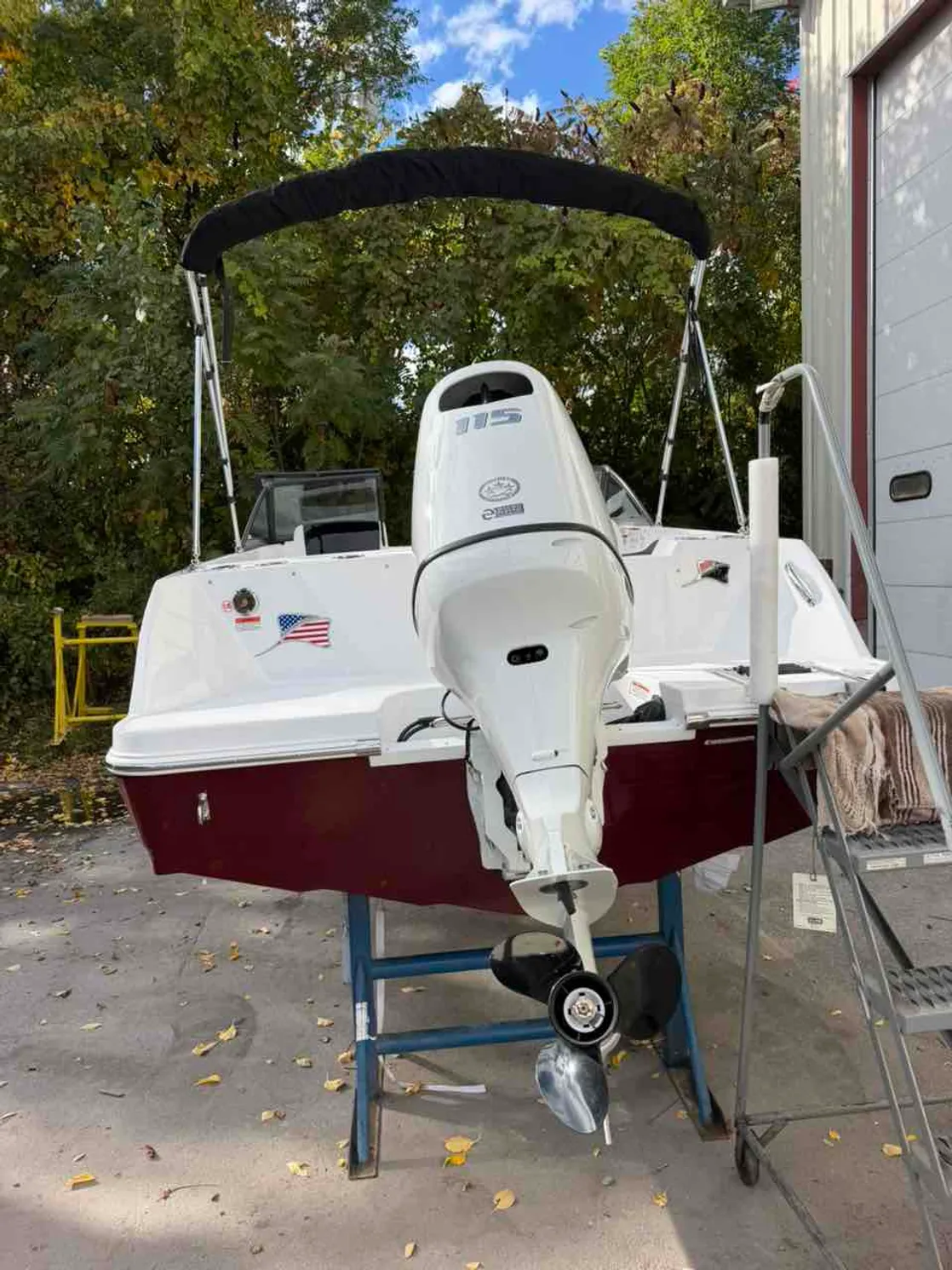 dummy-boat-img