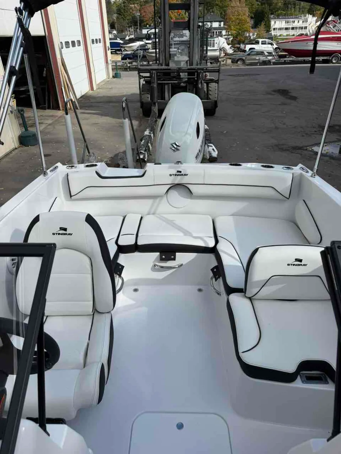 dummy-boat-img
