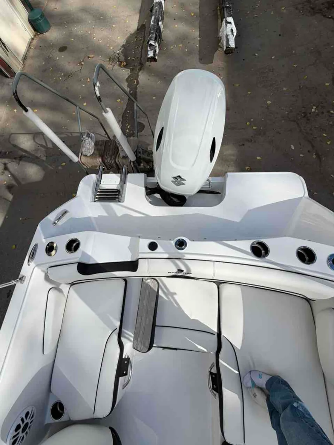 dummy-boat-img
