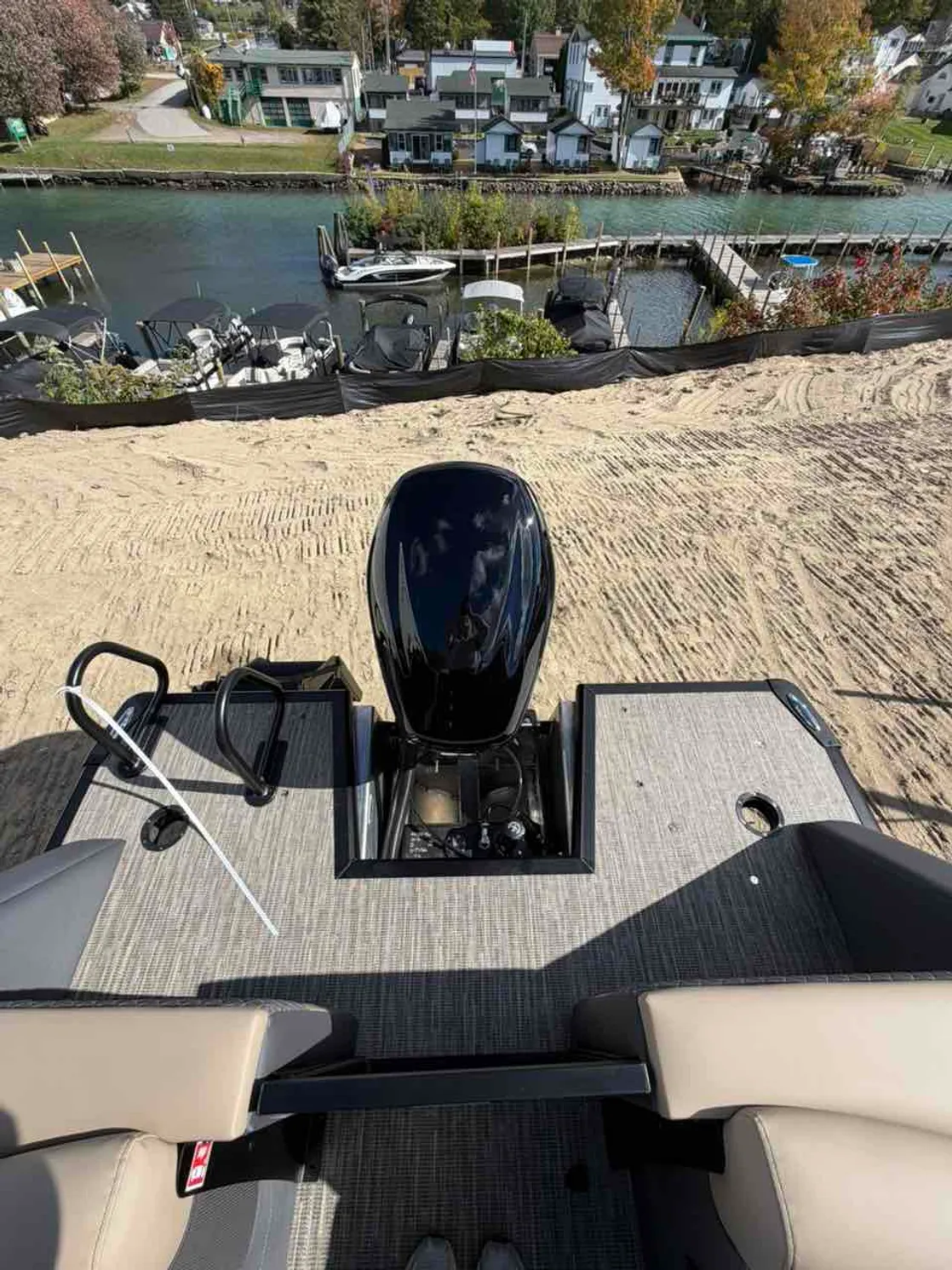 dummy-boat-img