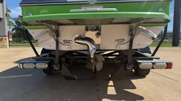 2015 Nautique G25-17