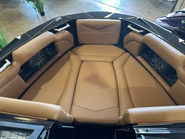 2027 Supreme S220 -9