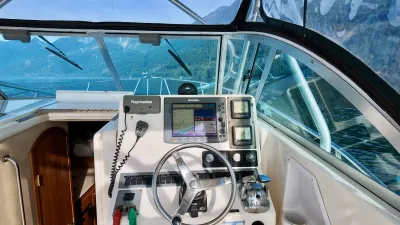 Pre-Owned 2006 Rampage 30 Express for Sale | Vancouver, BC | M&P Yacht Centre | 6abad9e269db4f4f2e0636d6