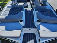 2027 Mastercraft X23