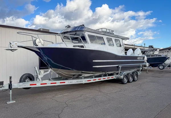 2028 North River Endurance 3200 EXL for sale at Clemens Marina SE Portland