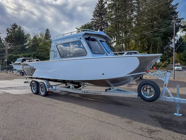 2027 Hewescraft 240 Ocean Pro Hard Top for sale at Clemens Marina SE Portland