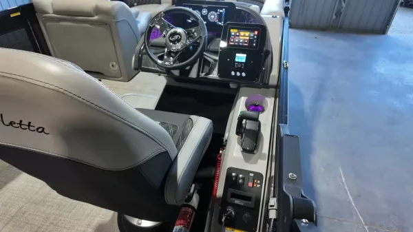 2027 Barletta Lusso 23UC-51