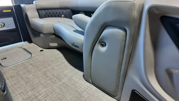 2027 Barletta Lusso 23UC-35