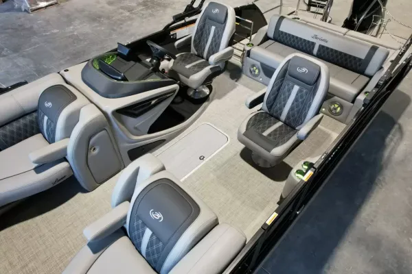 2027 Barletta Lusso 23UC-39