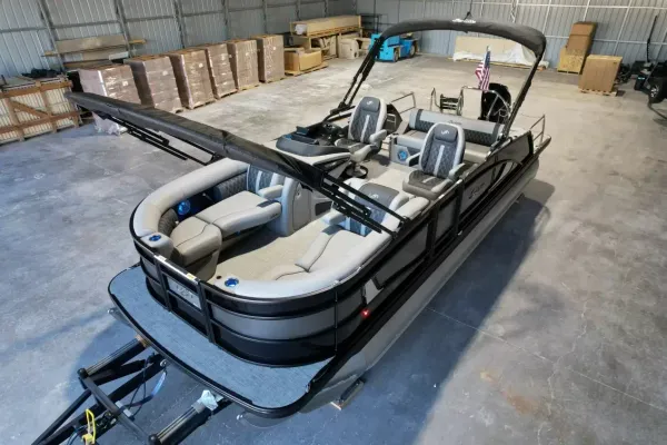 2027 Barletta Lusso 23UC-18