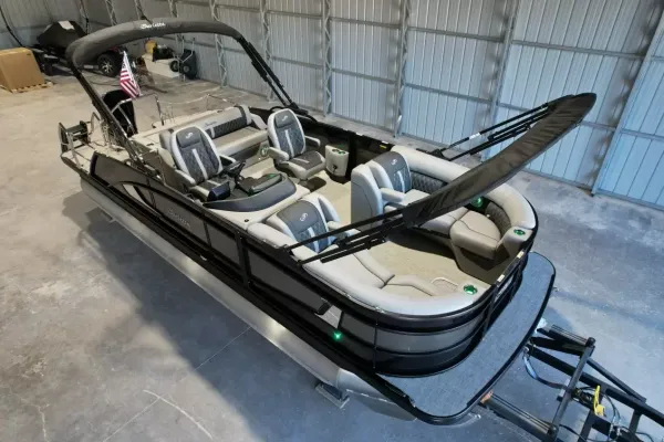 2027 Barletta Lusso 23UC-22