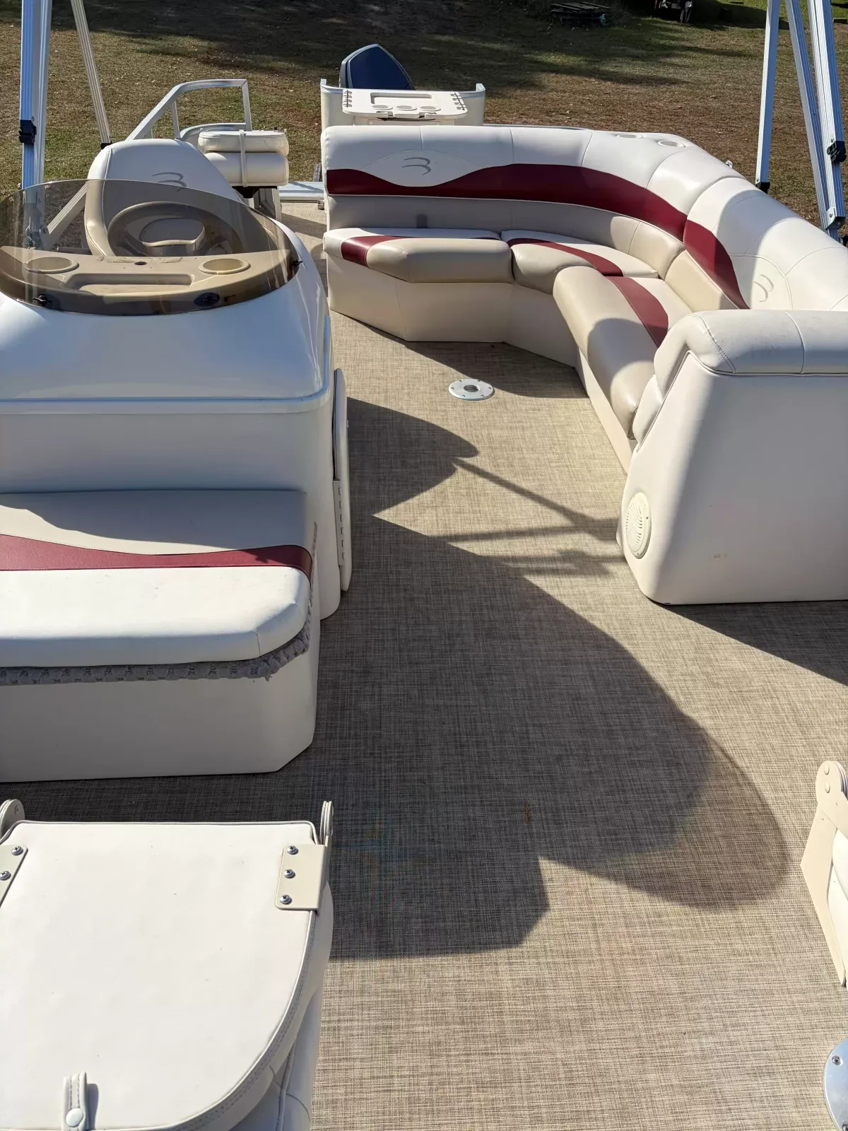 boat-carouselImage-image