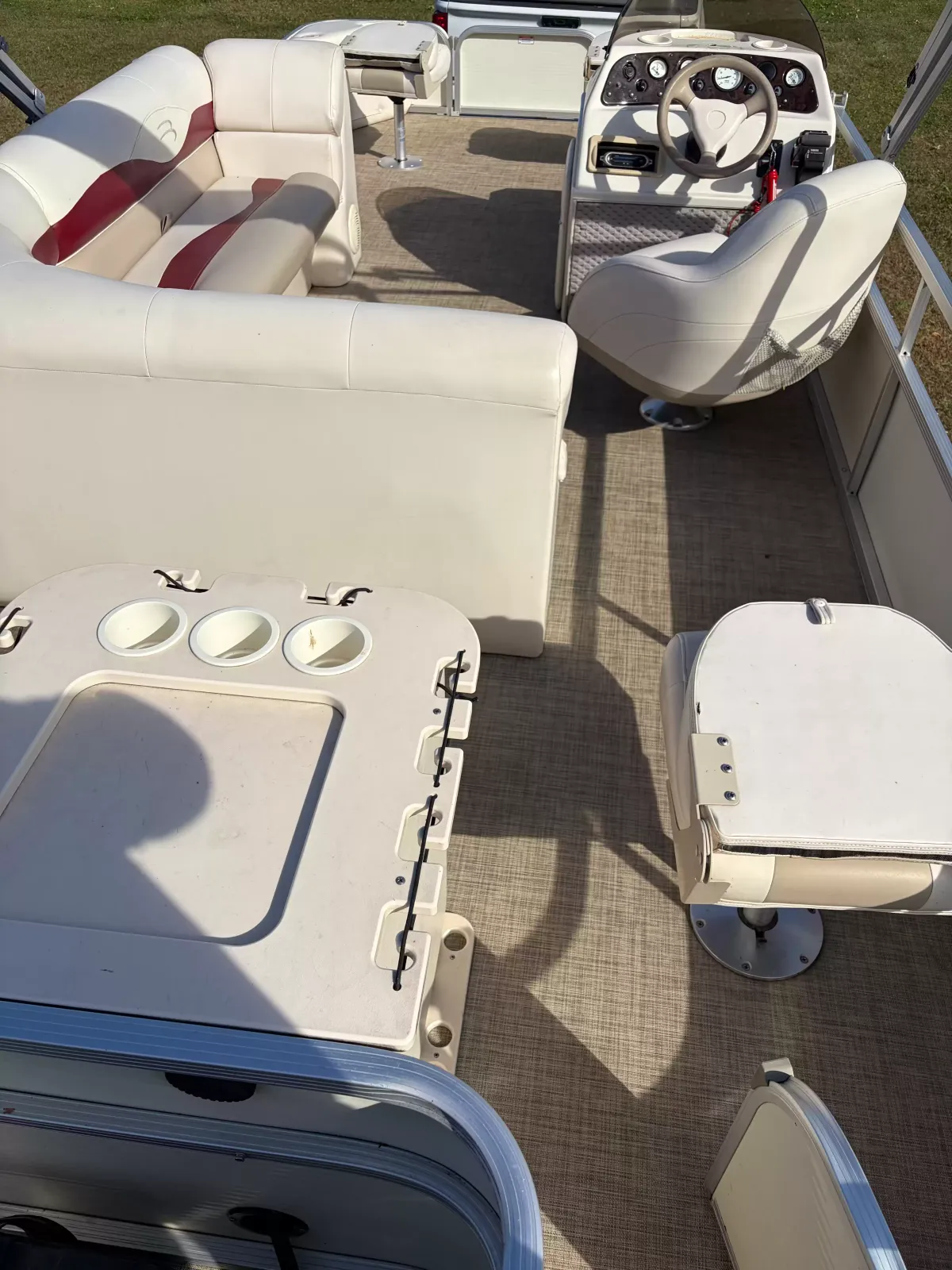 boat-carouselImage-image