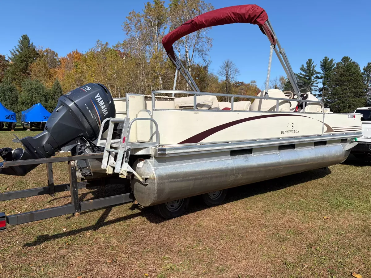boat-carouselImage-image