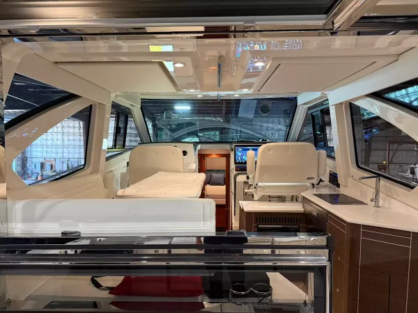 Pursuit OS 445 Offshore 2026-19