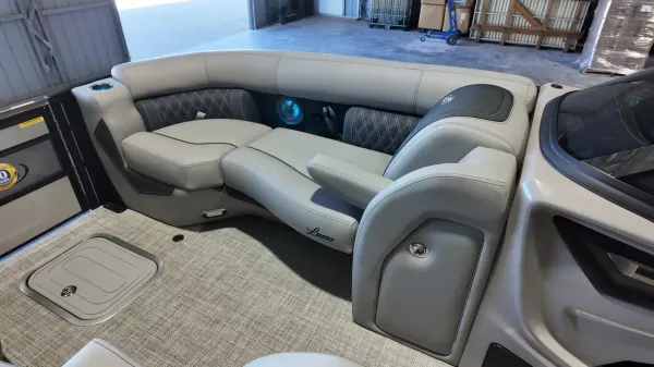2027 Barletta Lusso 23UA-20