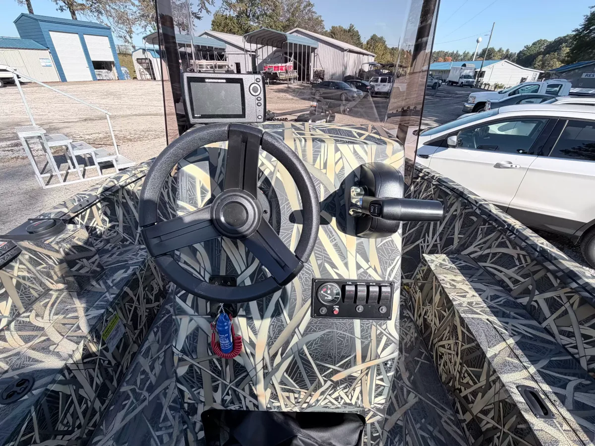 dummy-boat-img