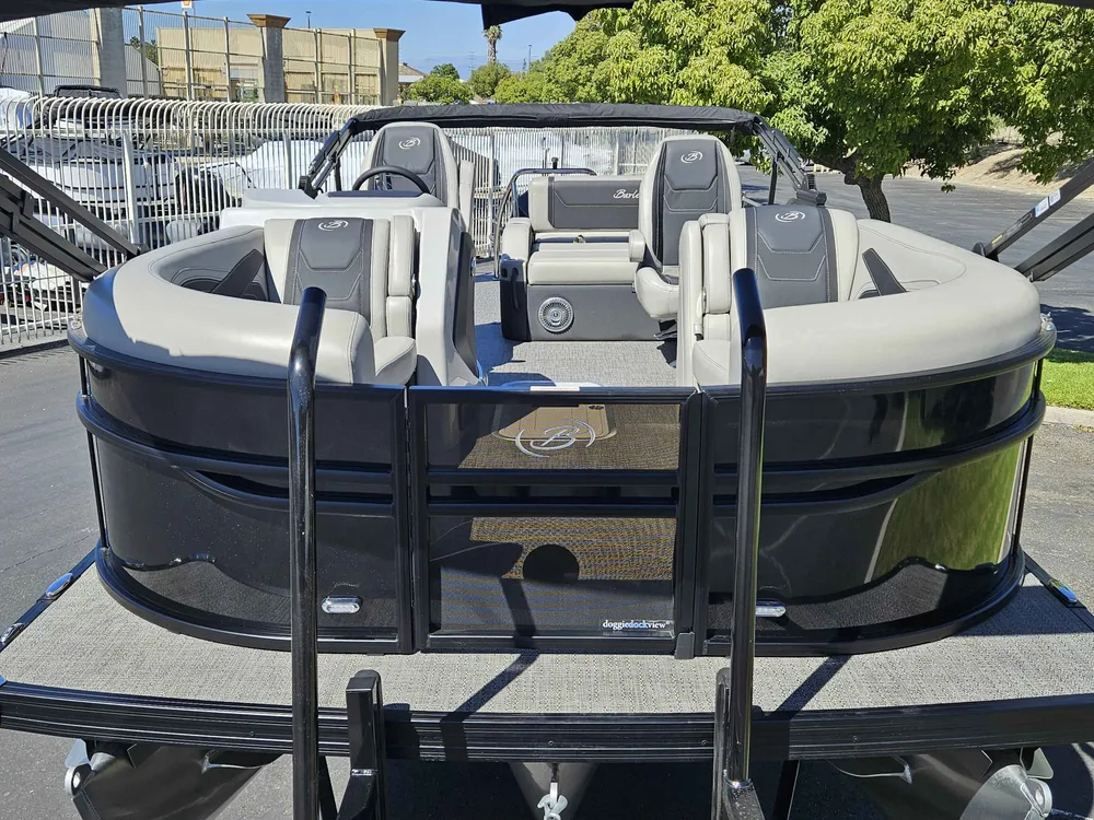 Boat Image Slide 5